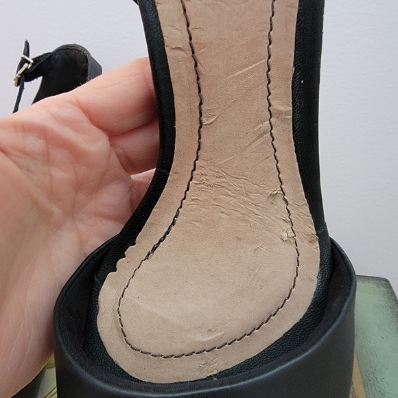 French Blu Black Vegan Leather and Aztec Pattern Heel Size 9 - Picture 7 of 7